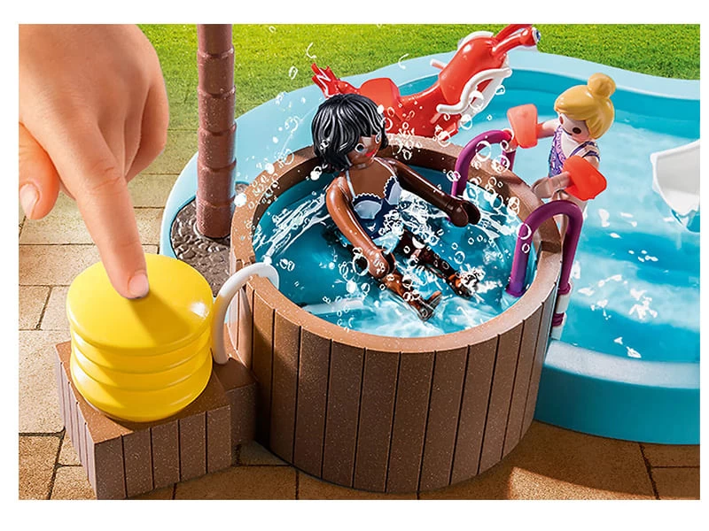 PLAYMOBIL Family Fun 70611 Children's Pool With Slide - Image 4