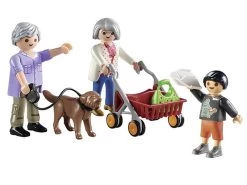 PLAYMOBIL City Life 70990 Grandparents With Child