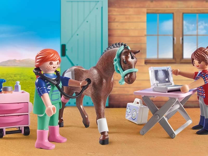 PLAYMOBIL Country 71241 Horse Veterinarian - Image 4